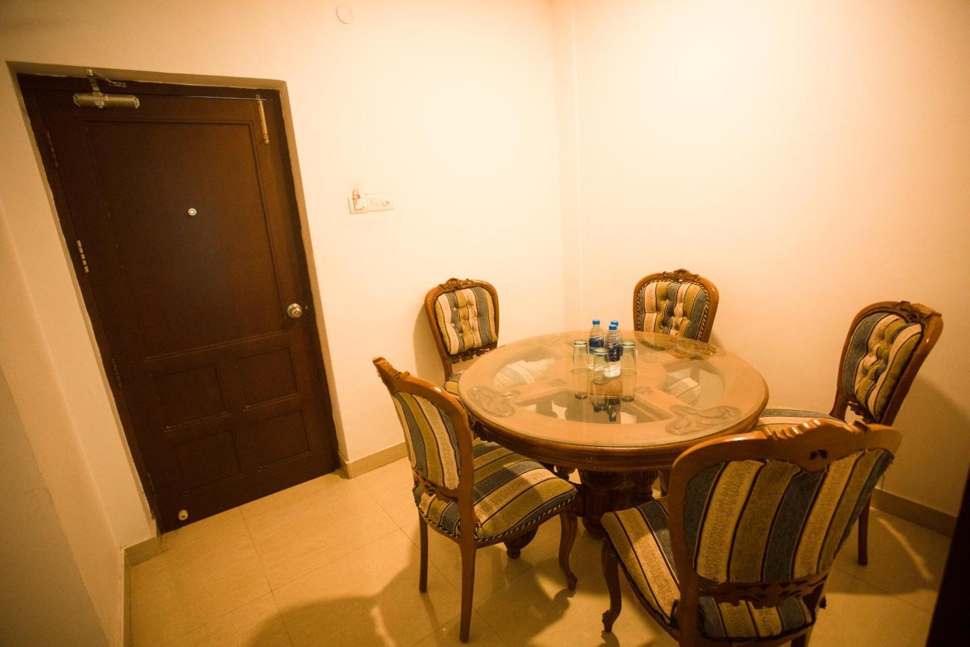 Saaral Resorts & Hotels Pvt Ltd Kuttalam  Exterior photo